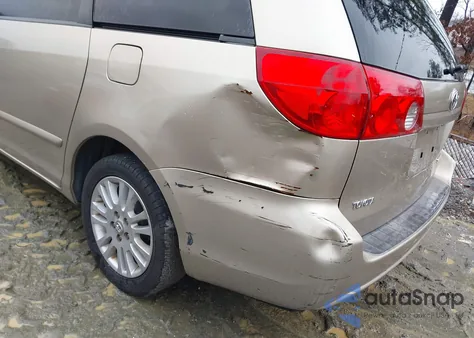 2008 Toyota Sienna Xle z USA, uszkodzony, nr VIN 5TDZK22C38S191586